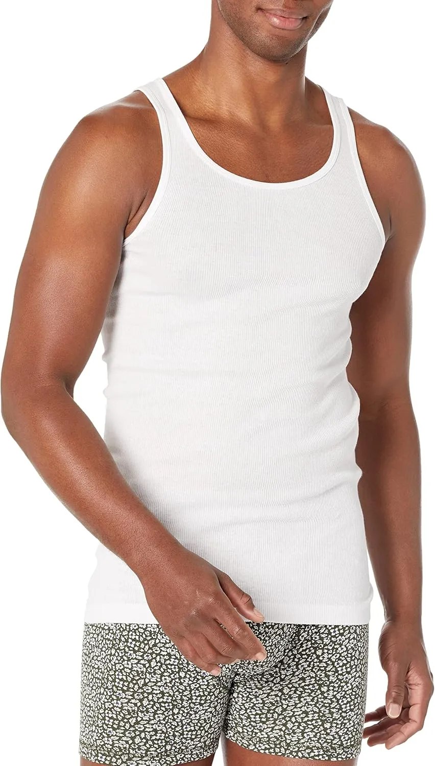 Amazon Essentials Men's Lightweight Tank Undershirts, Pack of 6